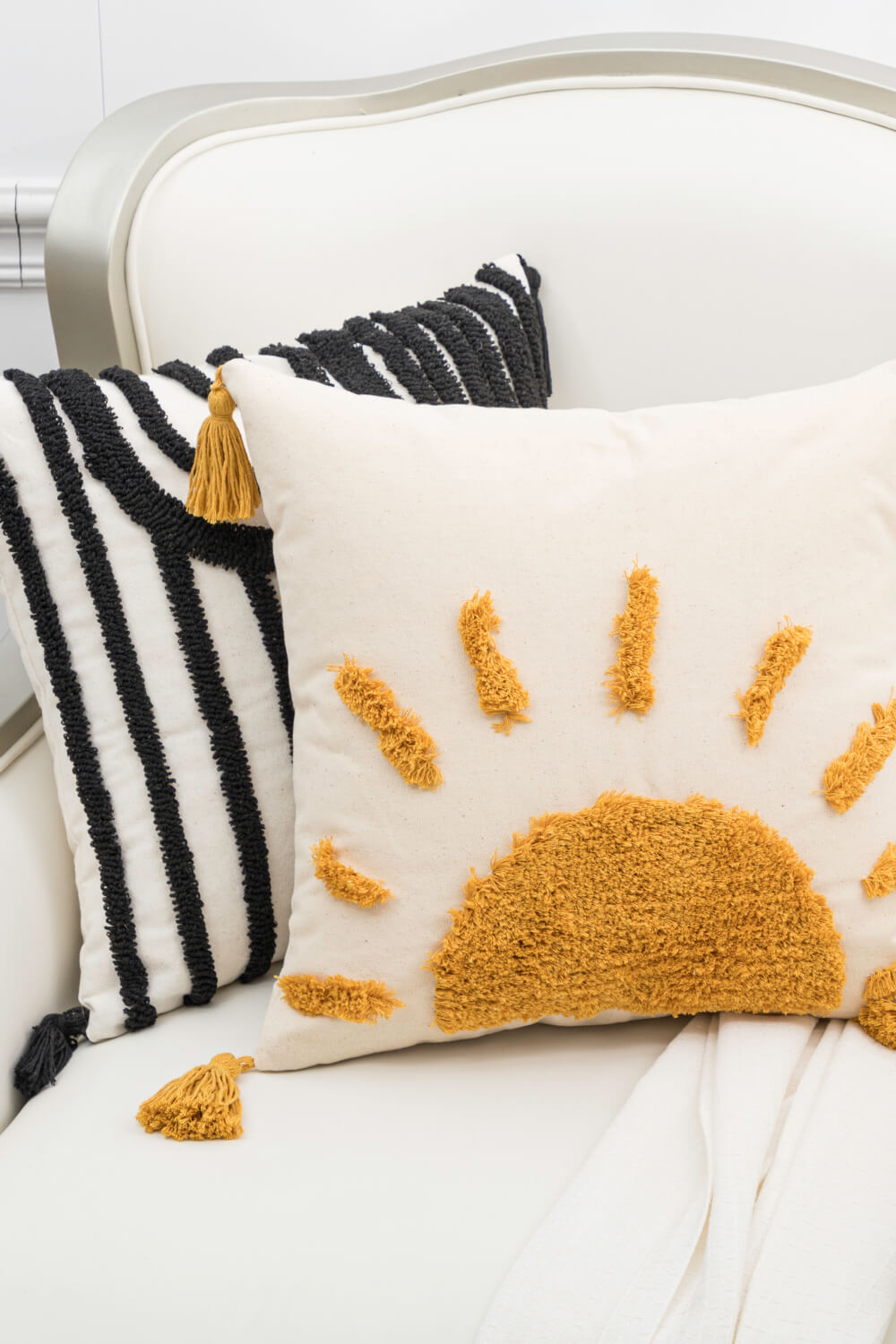 Beautiful Throw Pillow Case, Sun Graphic Tassel Decorative
