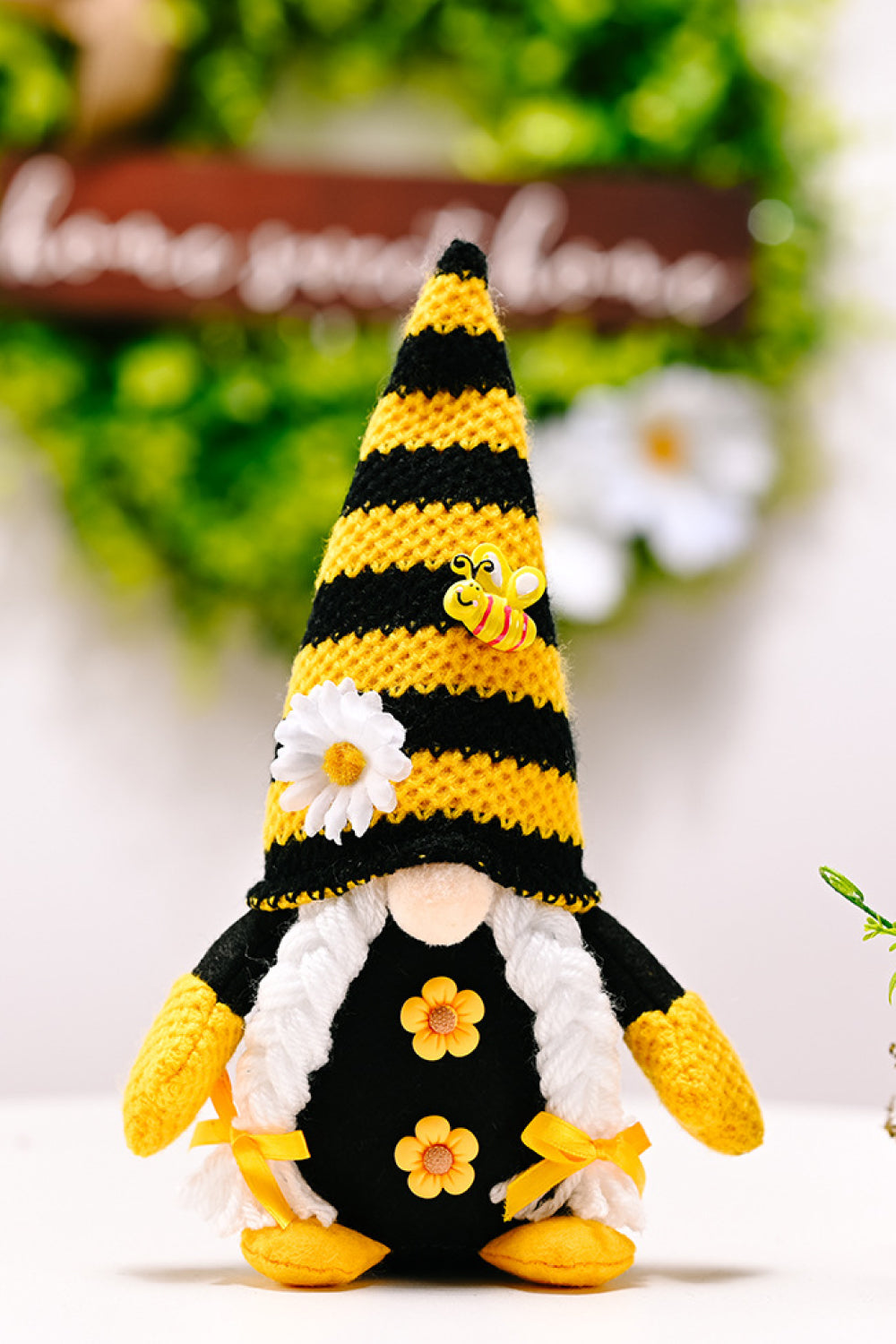 GNOMES—“choose from two options, (1PC)—Bee and Flower Fun Gnome