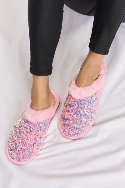 * SLIPPERS-FUN--Forever Link Sequin Plush Round Toe Slippers